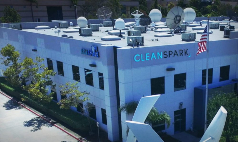 CleanSpark продала 97% добытого в феврале биткоина для развития ИИ